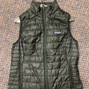 Black Patagonia vest